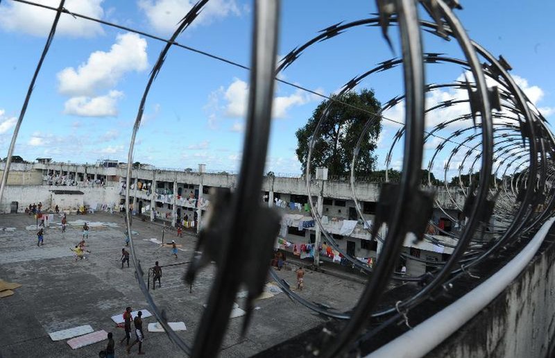 Em 10 anos, a população carcerária quase dobrou
