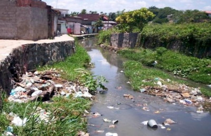 Engenharias debatem saneamento ambiental e rumos profissionais