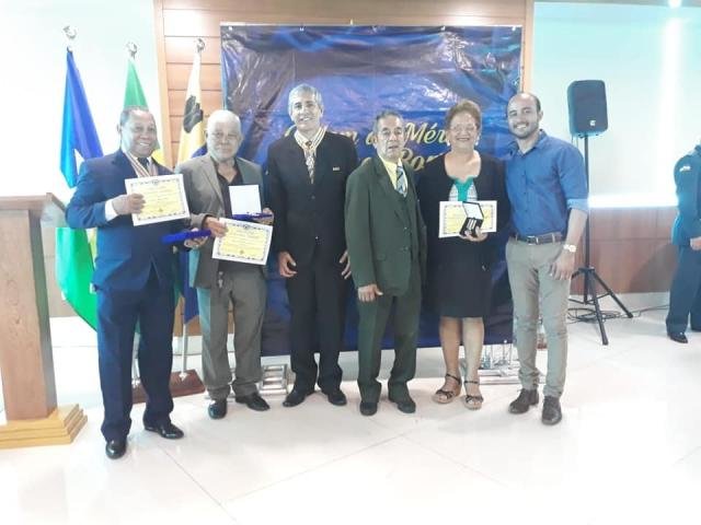 Lenha na Fogueira: Daniel Pereira entrega  medalha MÃ©rito Mal. Rondon e JORNAIZINHOS Ã© tudo Fake News - Gente de OpiniÃ£o