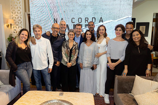 Portal Rondônia Tem Tudo Apresentado ao publico + Em Portugal, atriz de Rondônia tem papel de destaque em novela - Gente de Opinião