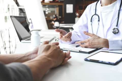 A fé pública dos diplomas de médicos