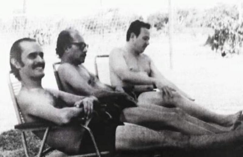 Década 70, onde vemos Ciro Pinheiro, Euro Tourinho e Rochilmer Melo da Rocha, em um dos muitos balneários da capital.