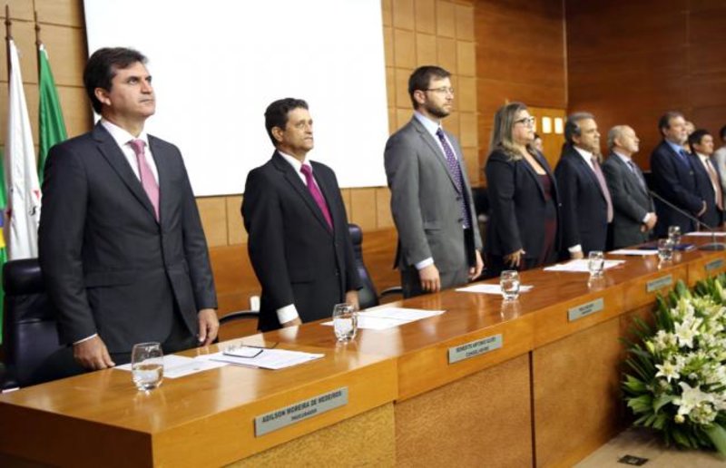 Presidente eleito do TCE-RO e novo procurador-geral do MPC-RO são empossados